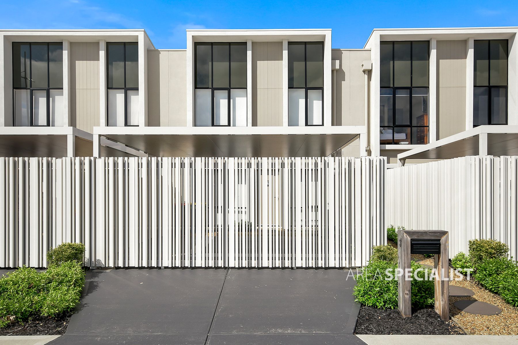 3 Rivulet Boulevard, Springvale, VIC 3171, Springvale - Thumbnail 2