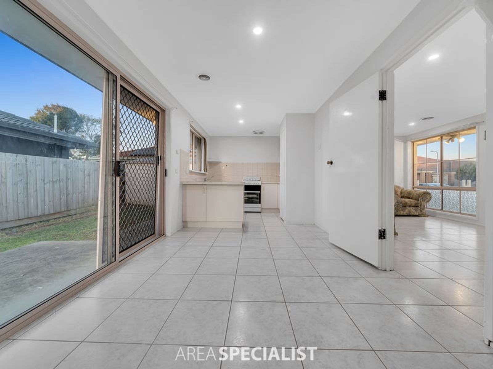 33 Lauren Drive, Hampton Park, VIC 3976, Hampton Park - Thumbnail 4