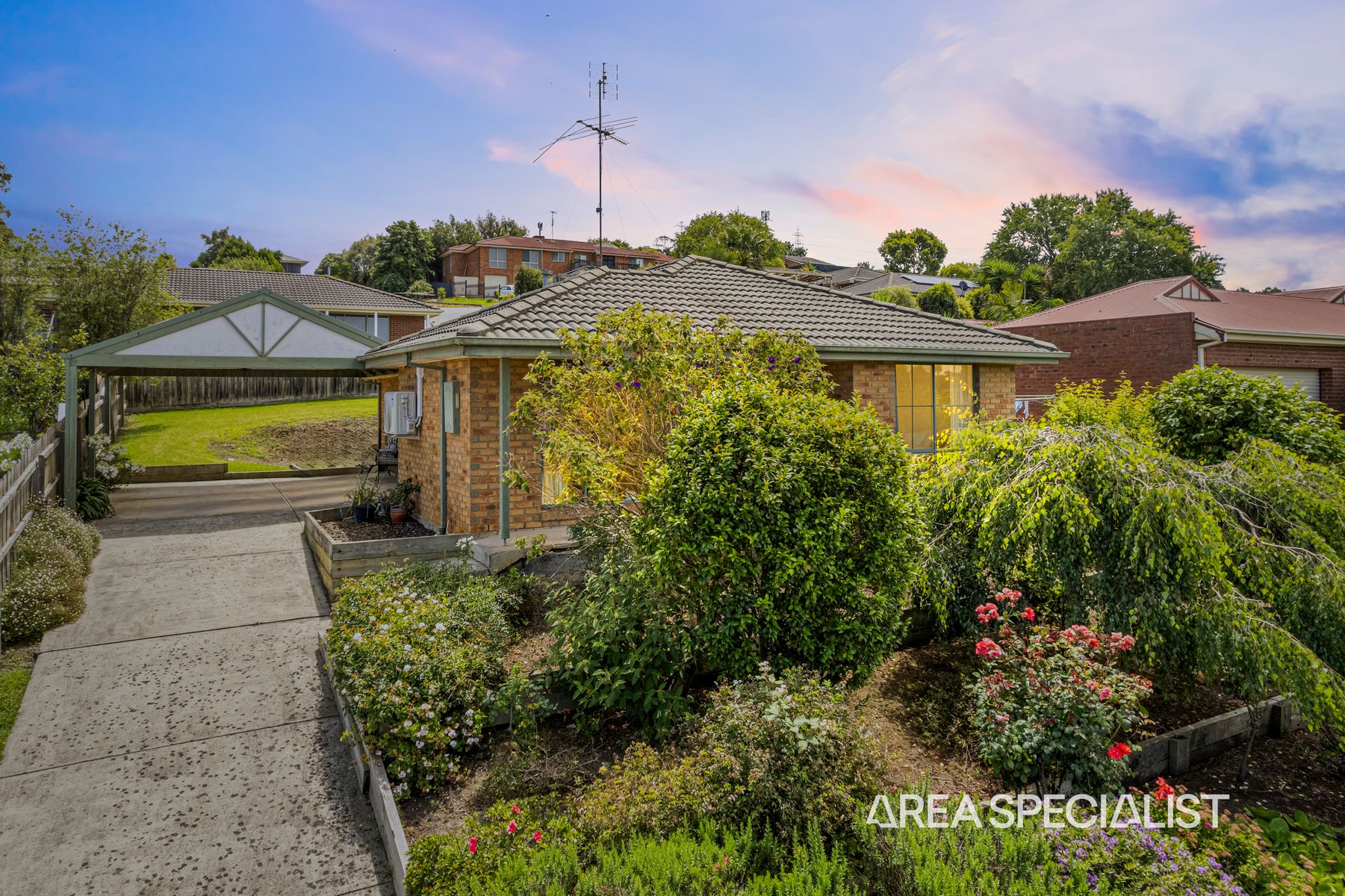 167 Ahern Road, Pakenham, VIC 3810, Pakenham - Thumbnail 2