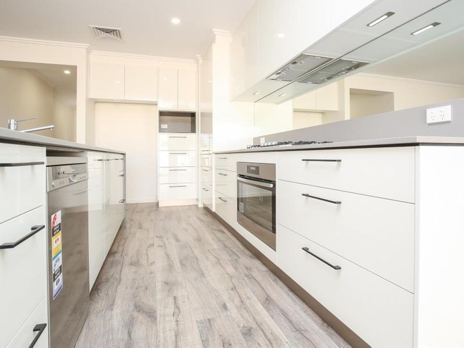 5 Springfield Drive, Mildura - Thumbnail 8