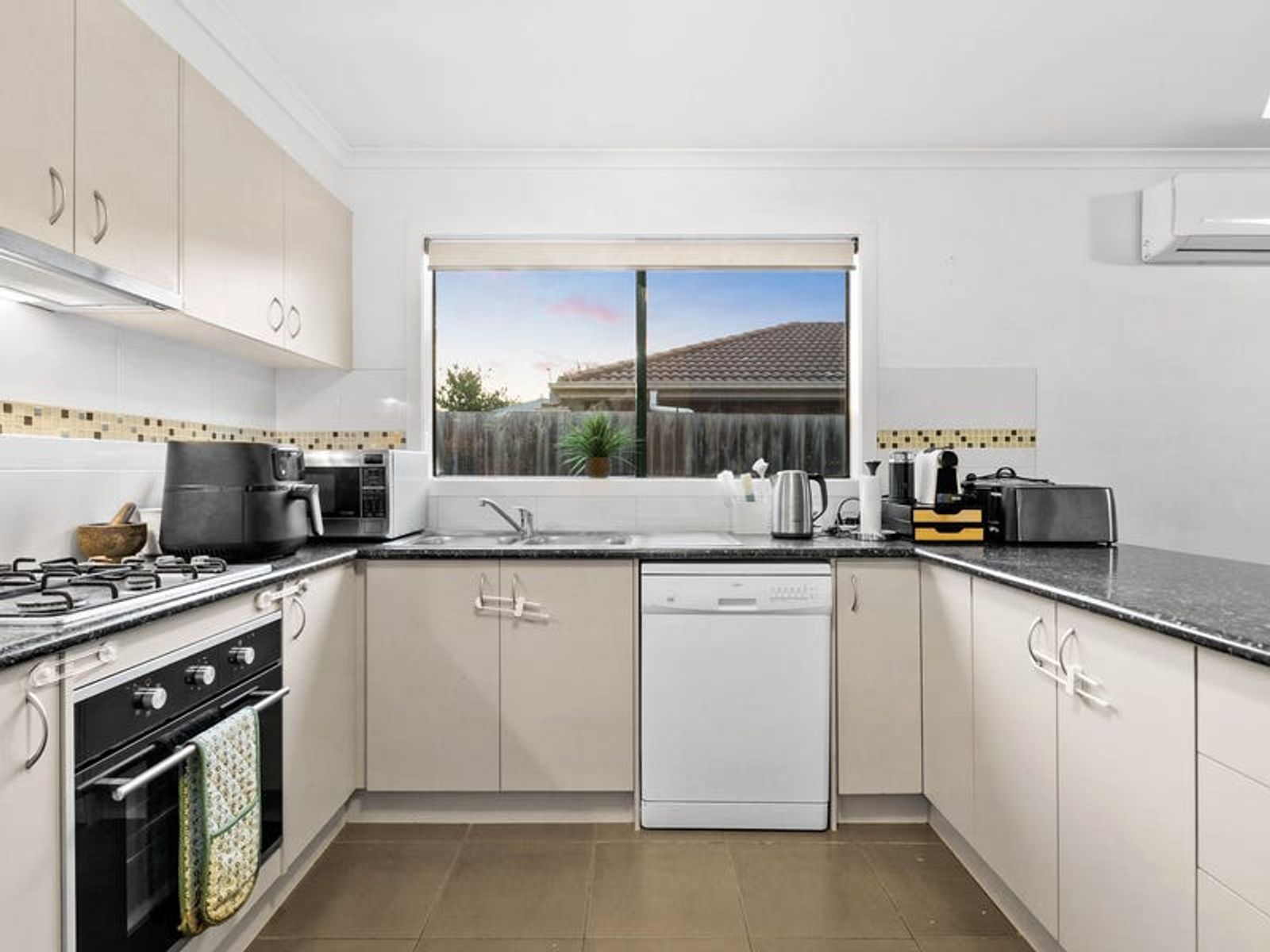 2/21 Raneen Drive, Langwarrin, VIC 3910, Langwarrin - Thumbnail 4