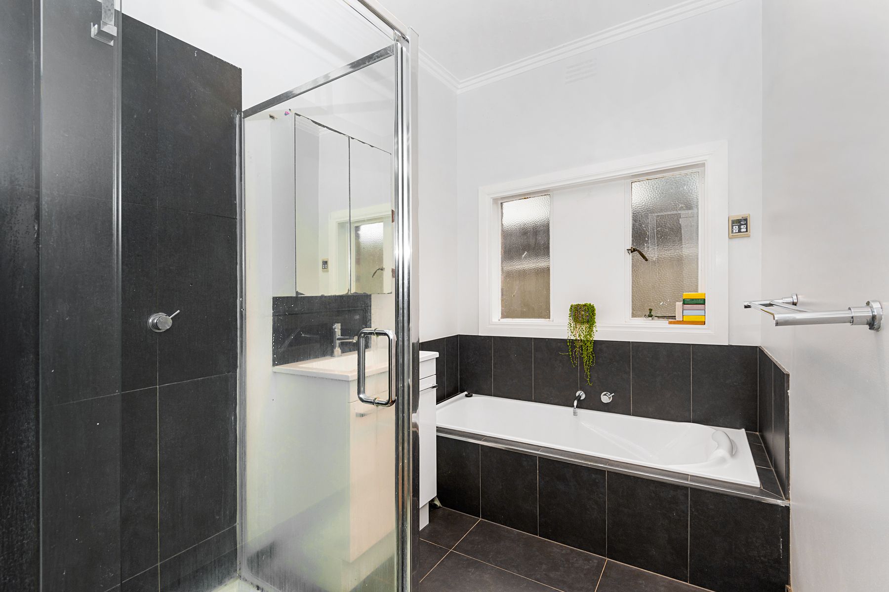 29 Hammer Street, Flora Hill VIC 3550, Flora Hill - Thumbnail 4