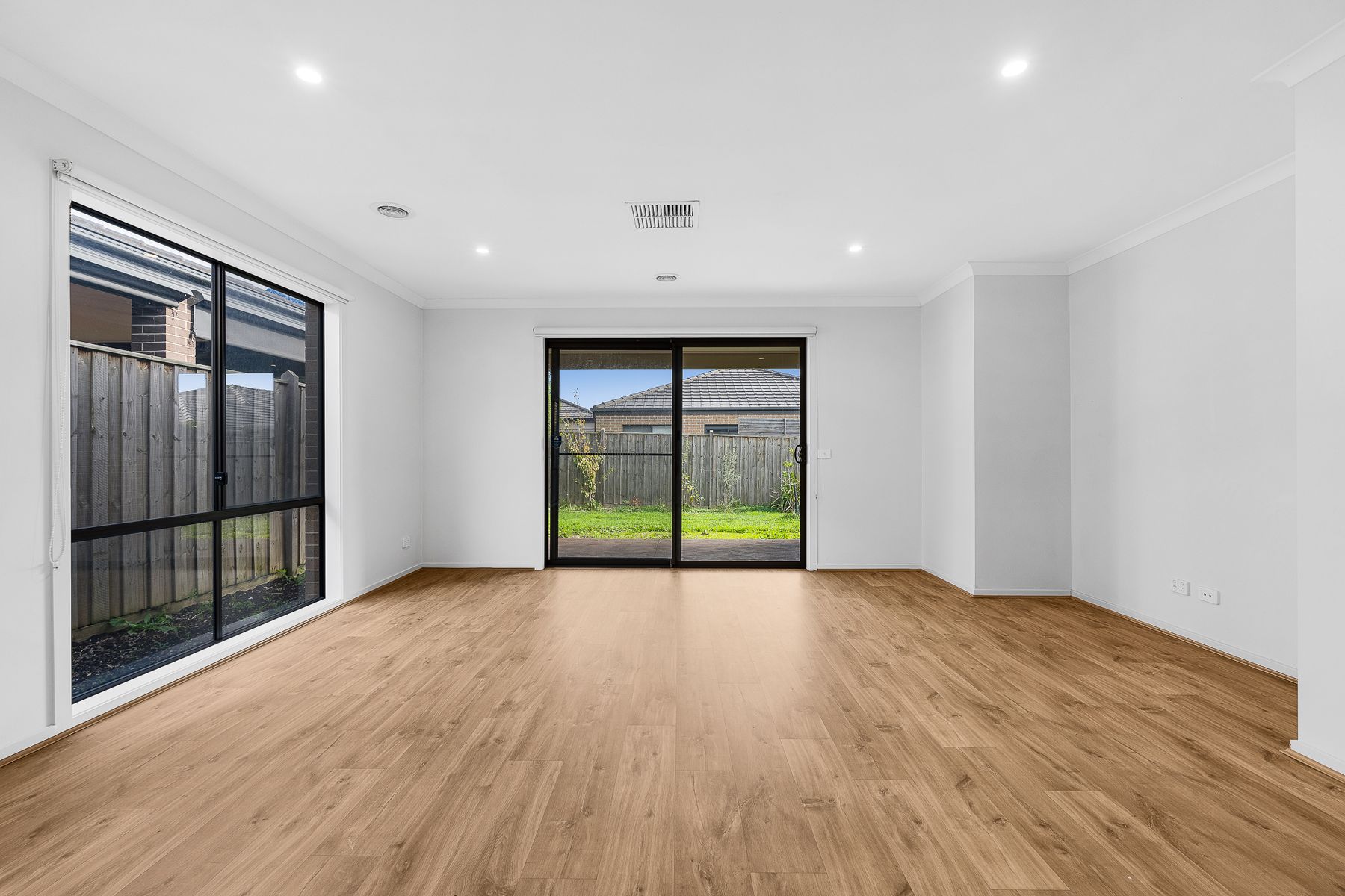 7 Hartland Drive, Cranbourne North, VIC 3977, Cranbourne North - Thumbnail 6