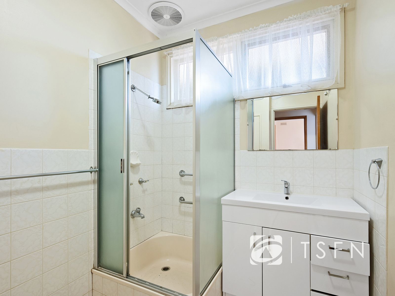 1/2 Rodney Street, Flora Hill VIC 3550, Flora Hill - Thumbnail 7