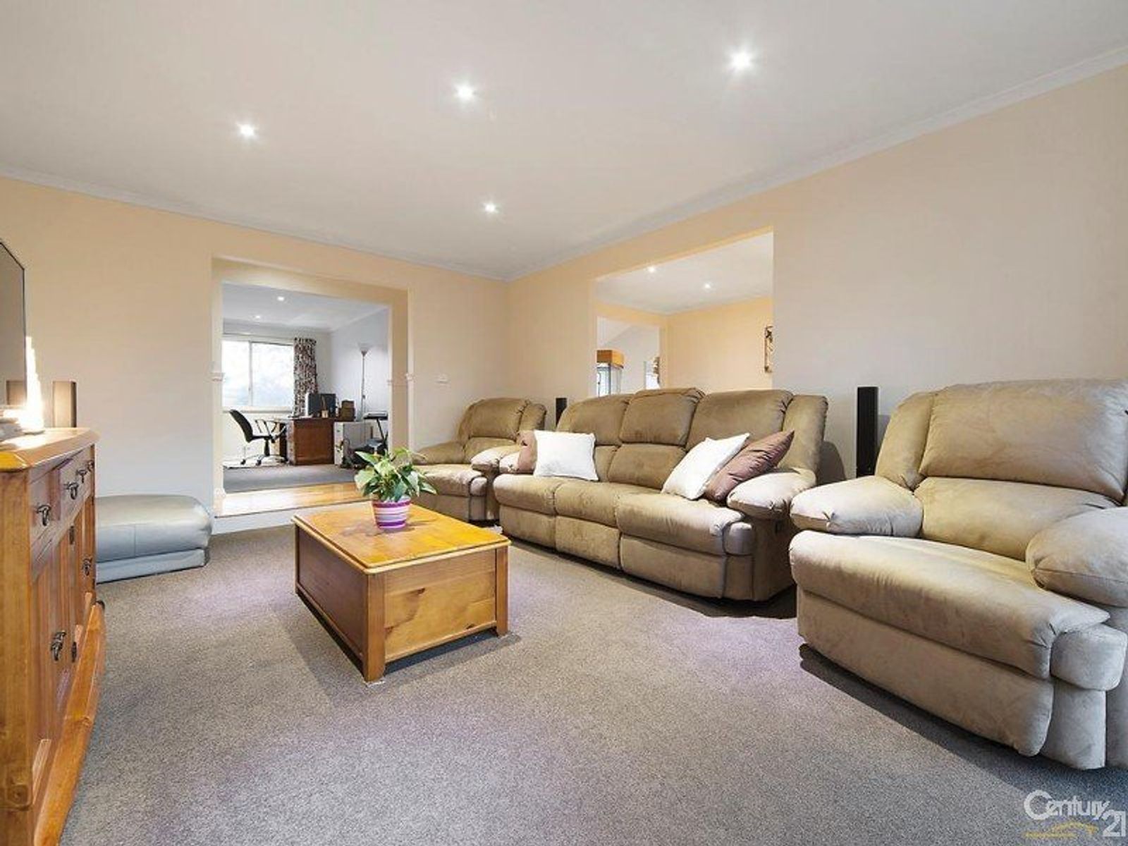 12 Bianco Court, Cranbourne North - Thumbnail 5