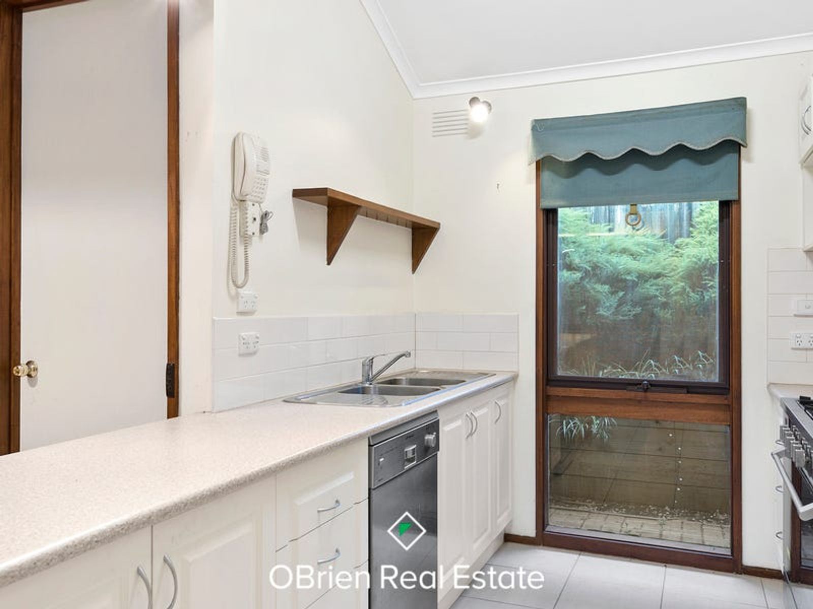 5 Charles Green Avenue, Endeavour Hills, VIC 3802, Endeavour Hills - Thumbnail 3