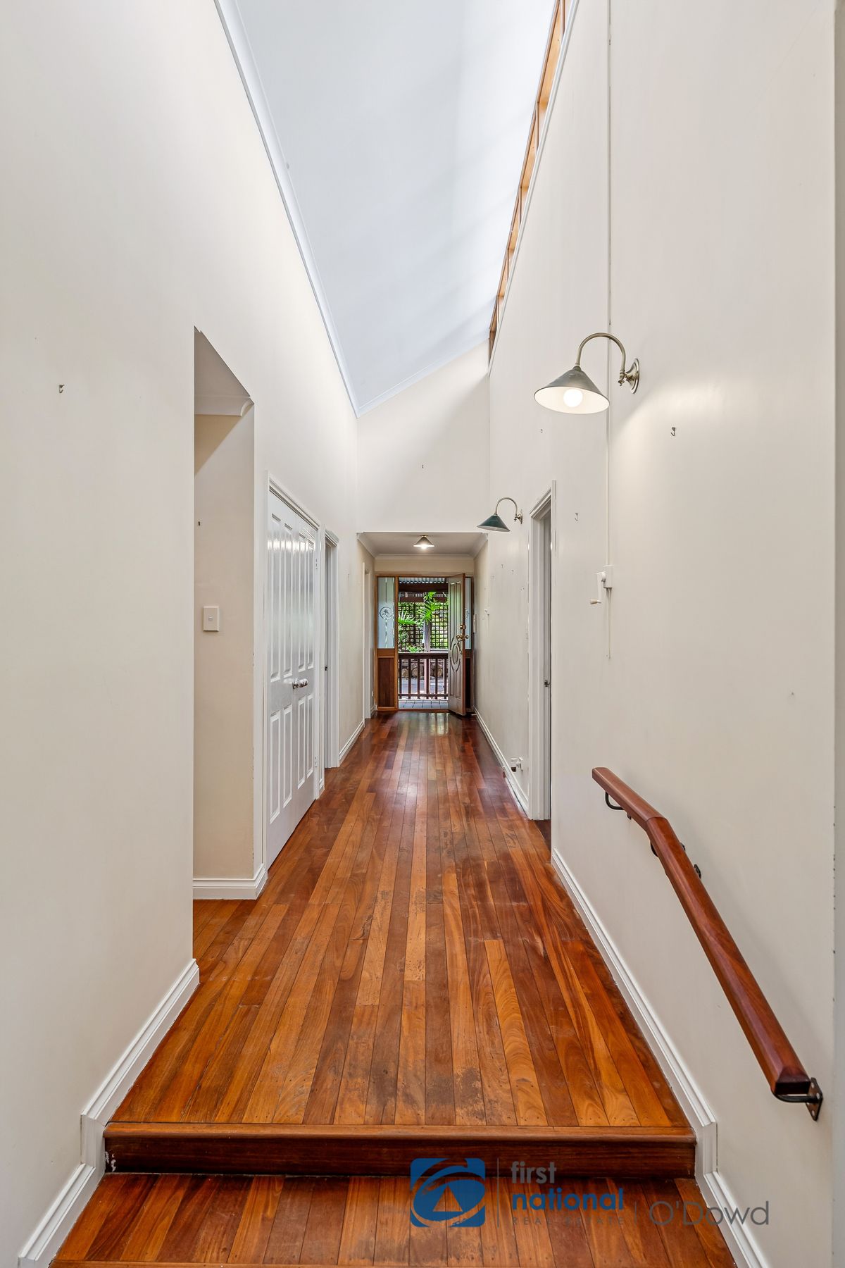 490 Gill Street, Mundaring WA 6073, Mundaring - Thumbnail 3