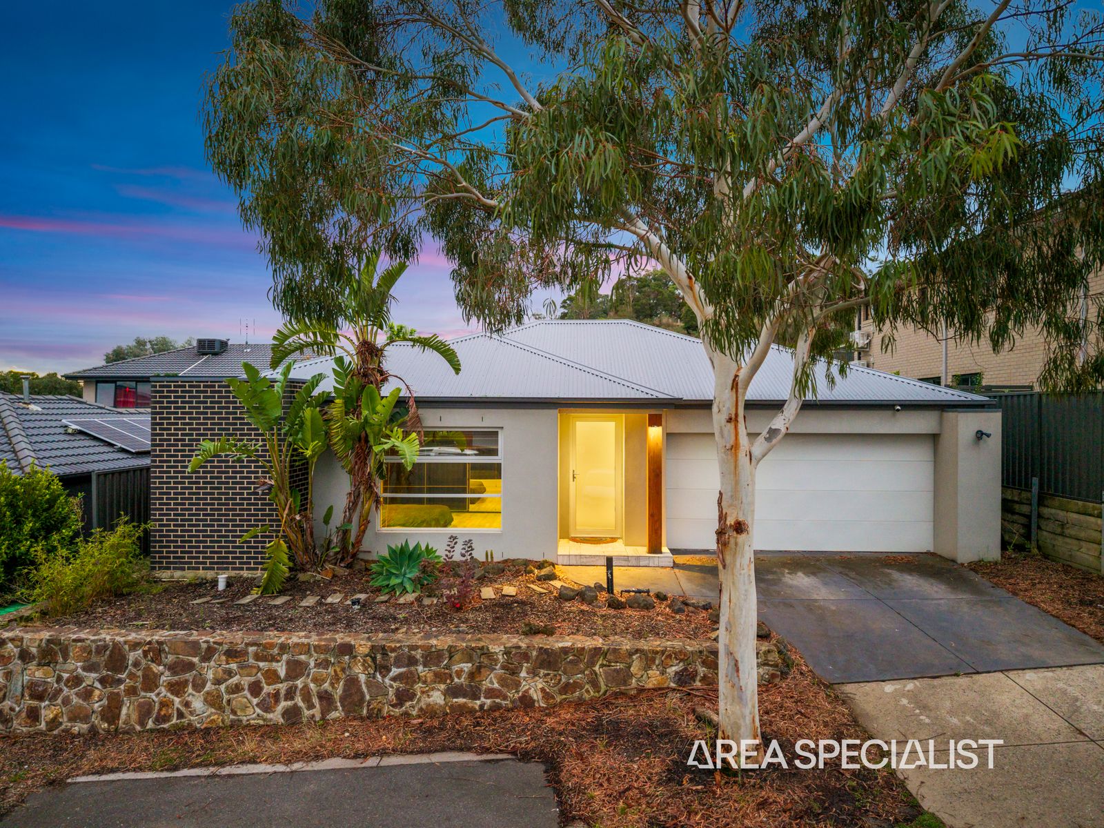 13 Zurich Rise, Pakenham, Pakenham - Thumbnail 2