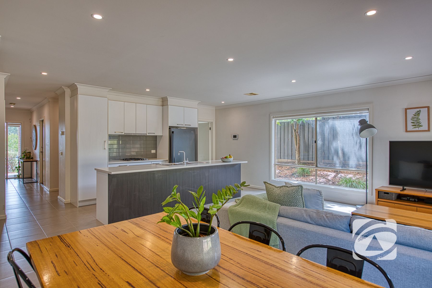 22 Adriatic Way, Pakenham, VIC 3810, Pakenham - Thumbnail 3
