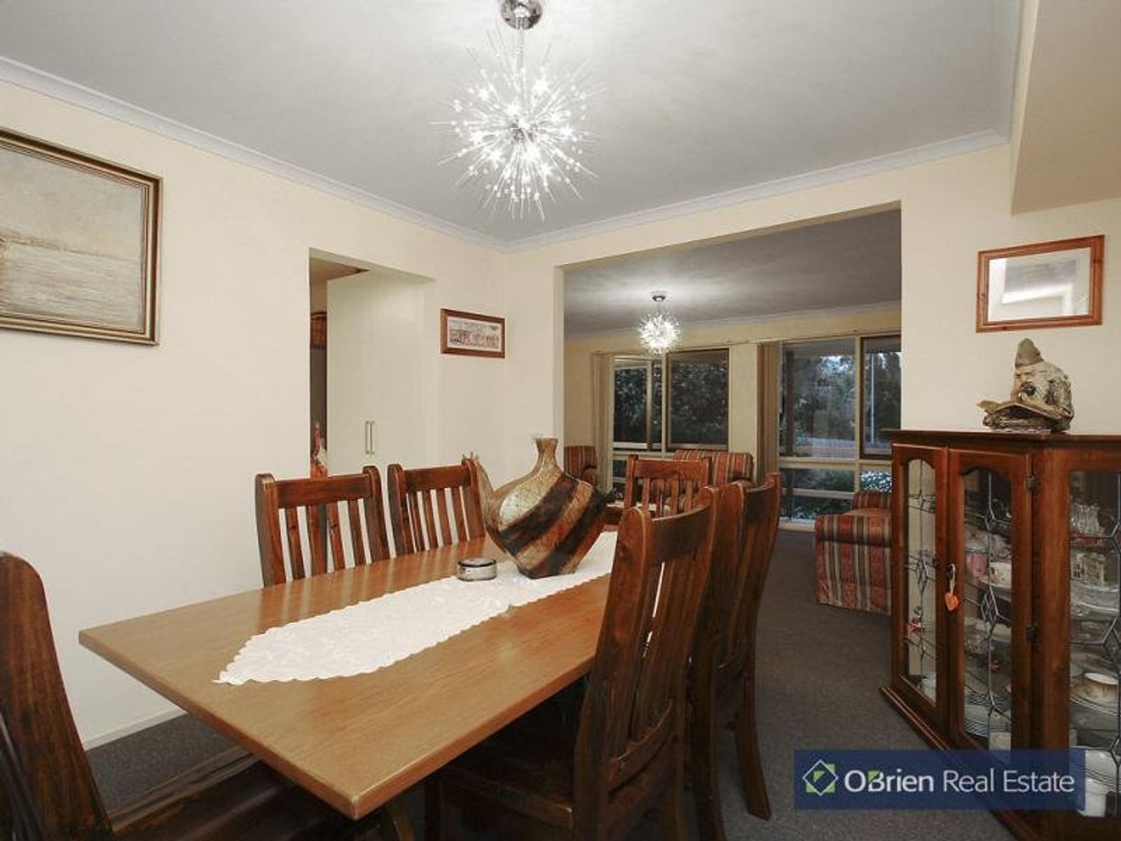10 Ponto Court, Endeavour Hills, VIC 3802, Endeavour Hills - Thumbnail 4