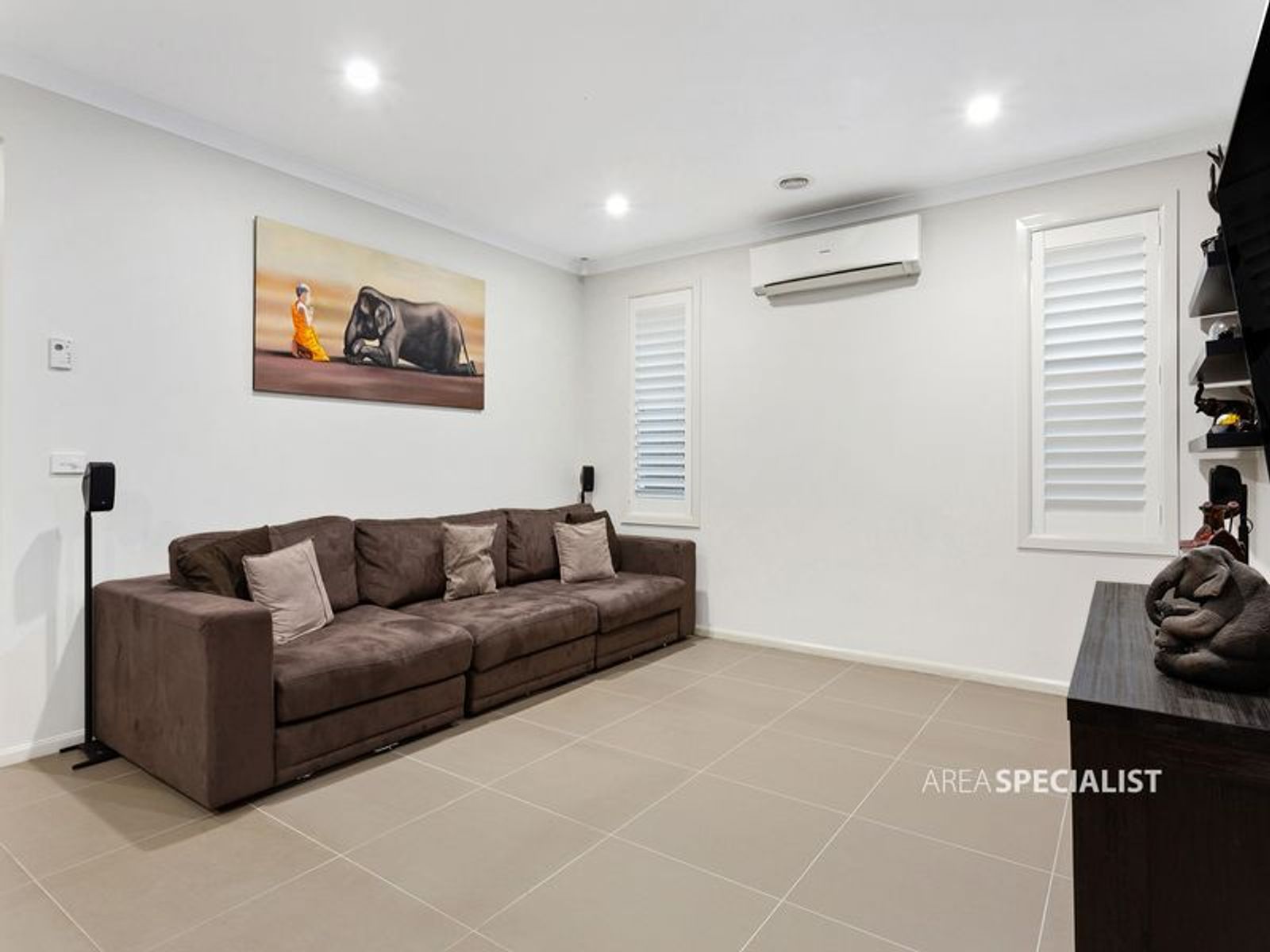 19 Minerva Avenue, Cranbourne West, VIC 3977, Cranbourne West - Thumbnail 5