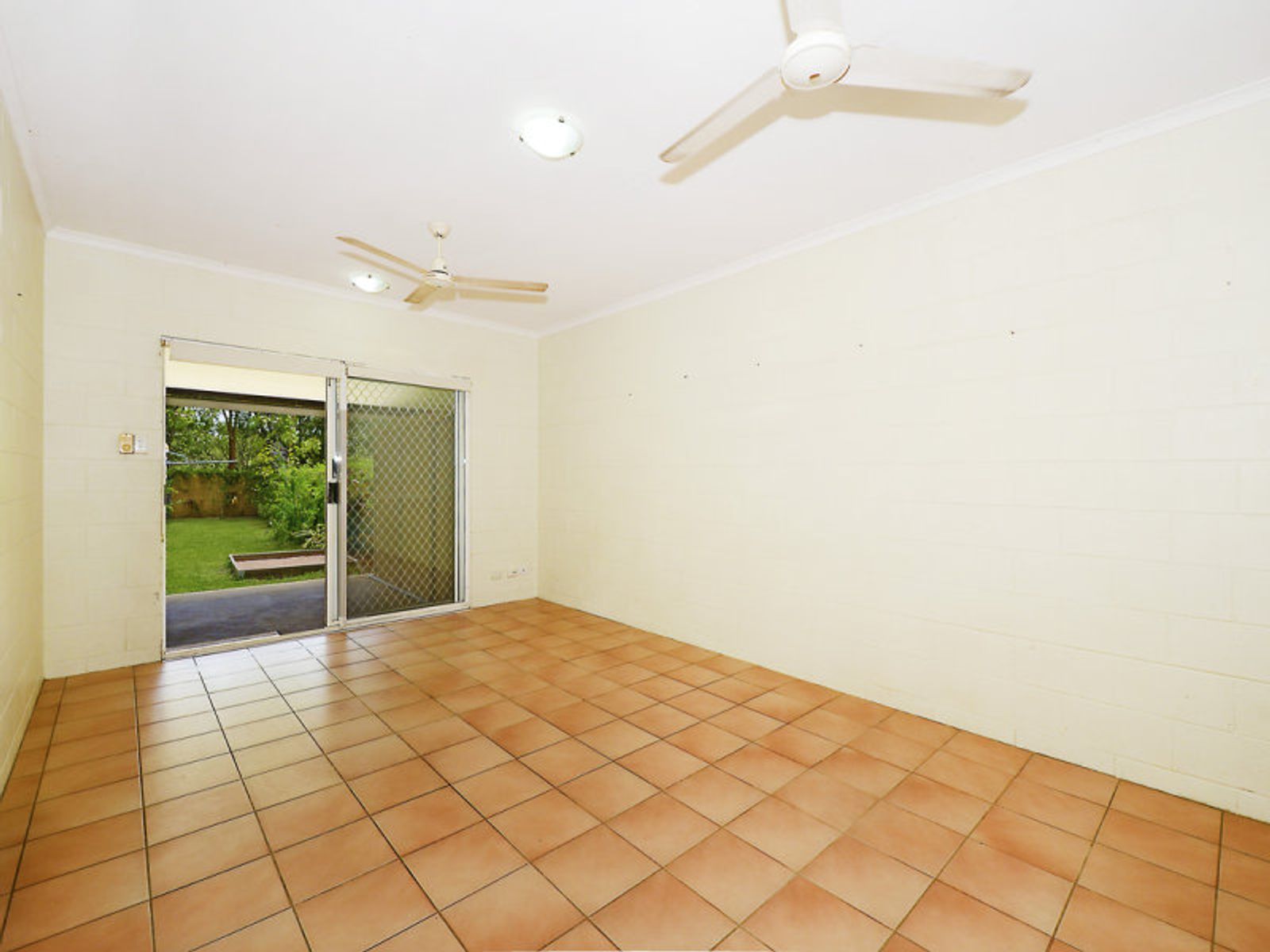 1/19 Crawford Court, Moulden NT 0830, Moulden - Thumbnail 4