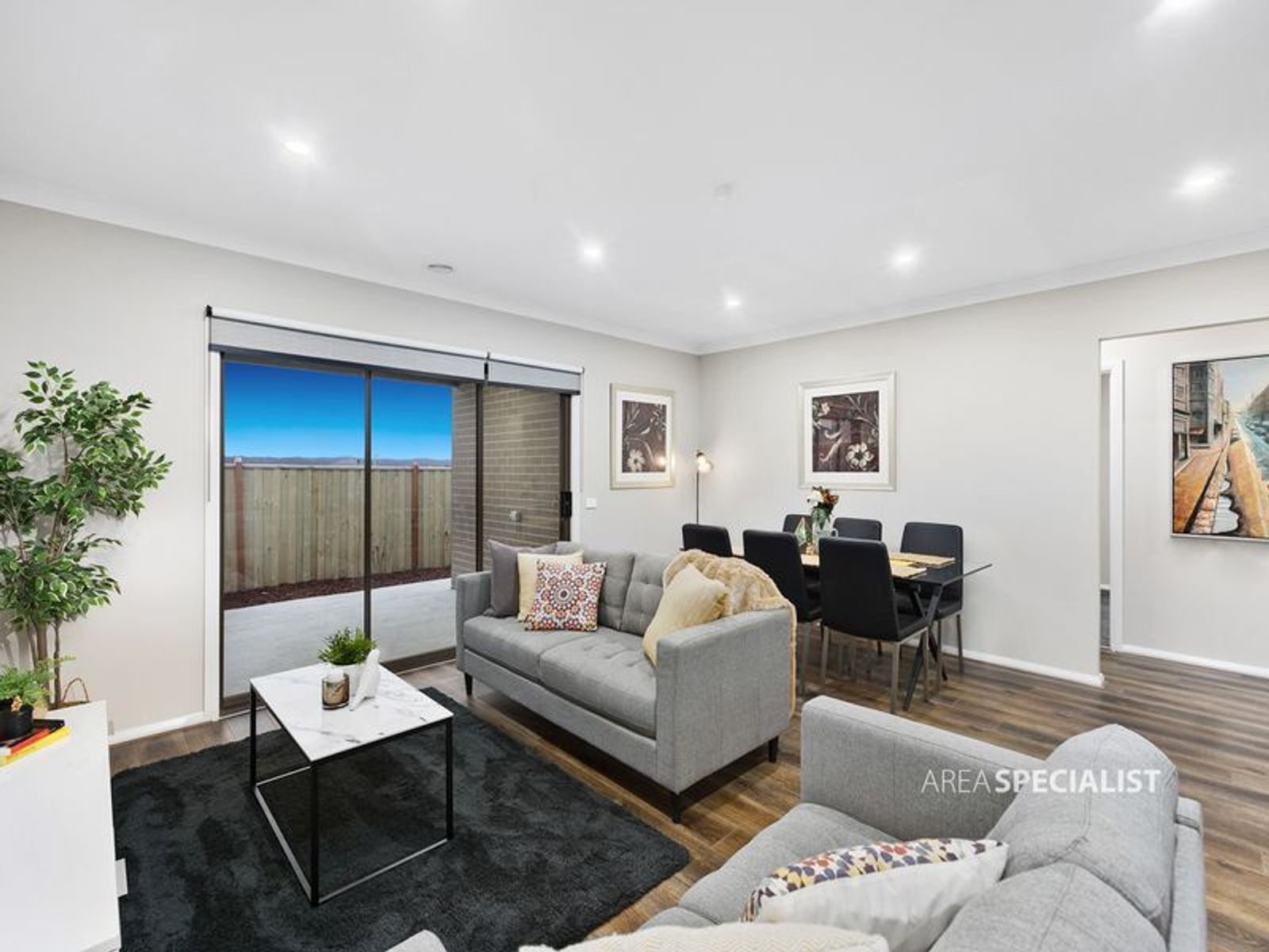 55 Babylon Crescent, Clyde North, VIC 3978, Clyde North - Thumbnail 4