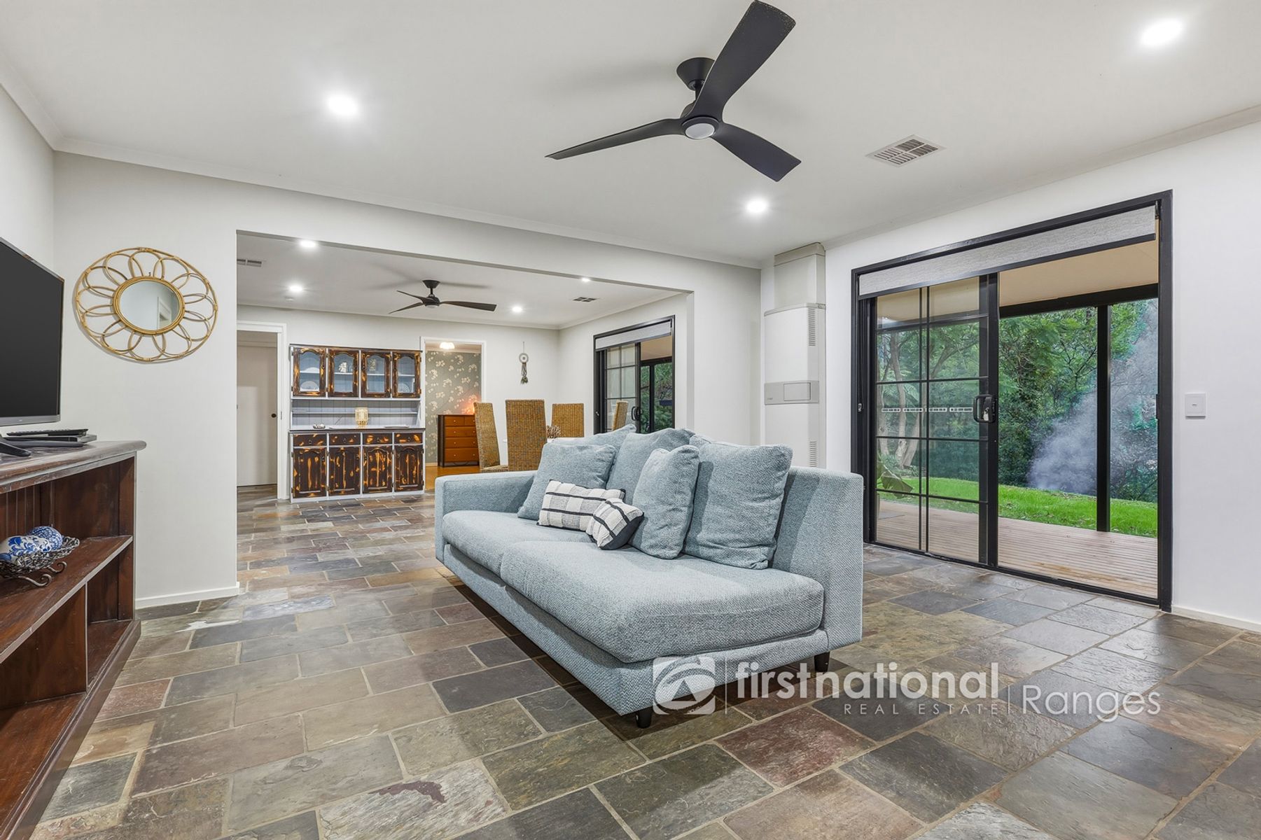 6 MacKenzie Street, Cockatoo VIC 3781, Cockatoo - Thumbnail 4
