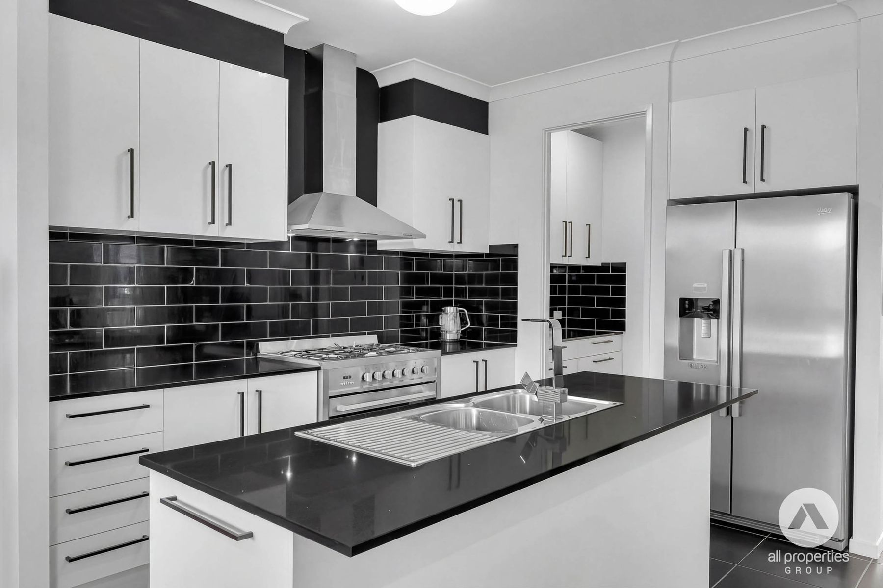30 Byron Drive, Jimboomba QLD 4280, Jimboomba - Thumbnail 3