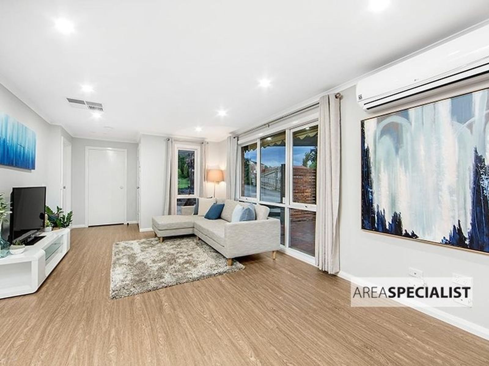 17 Manna Gum Court, Narre Warren, VIC 3805, Narre Warren - Thumbnail 2