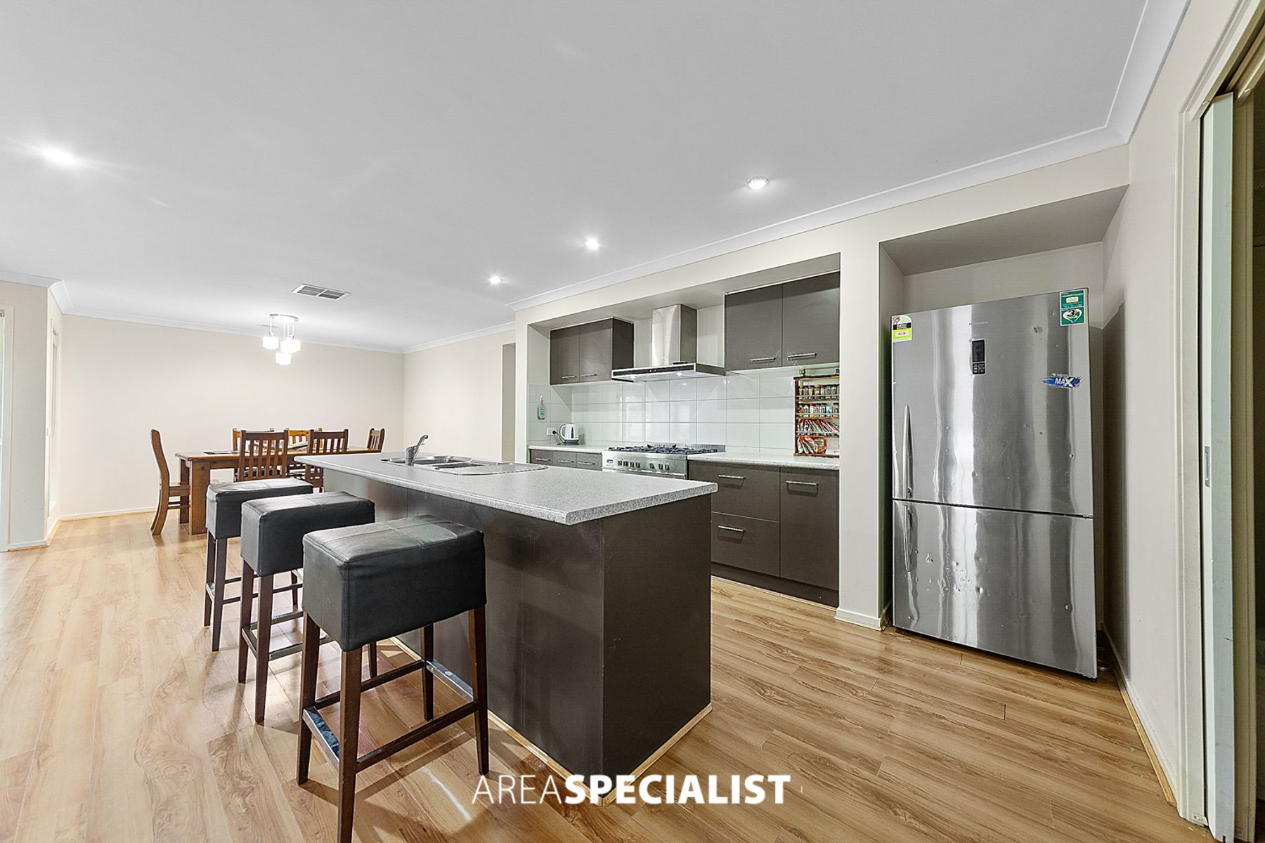 3 Tahoe Circuit, Pakenham, VIC 3810, Pakenham - Thumbnail 3