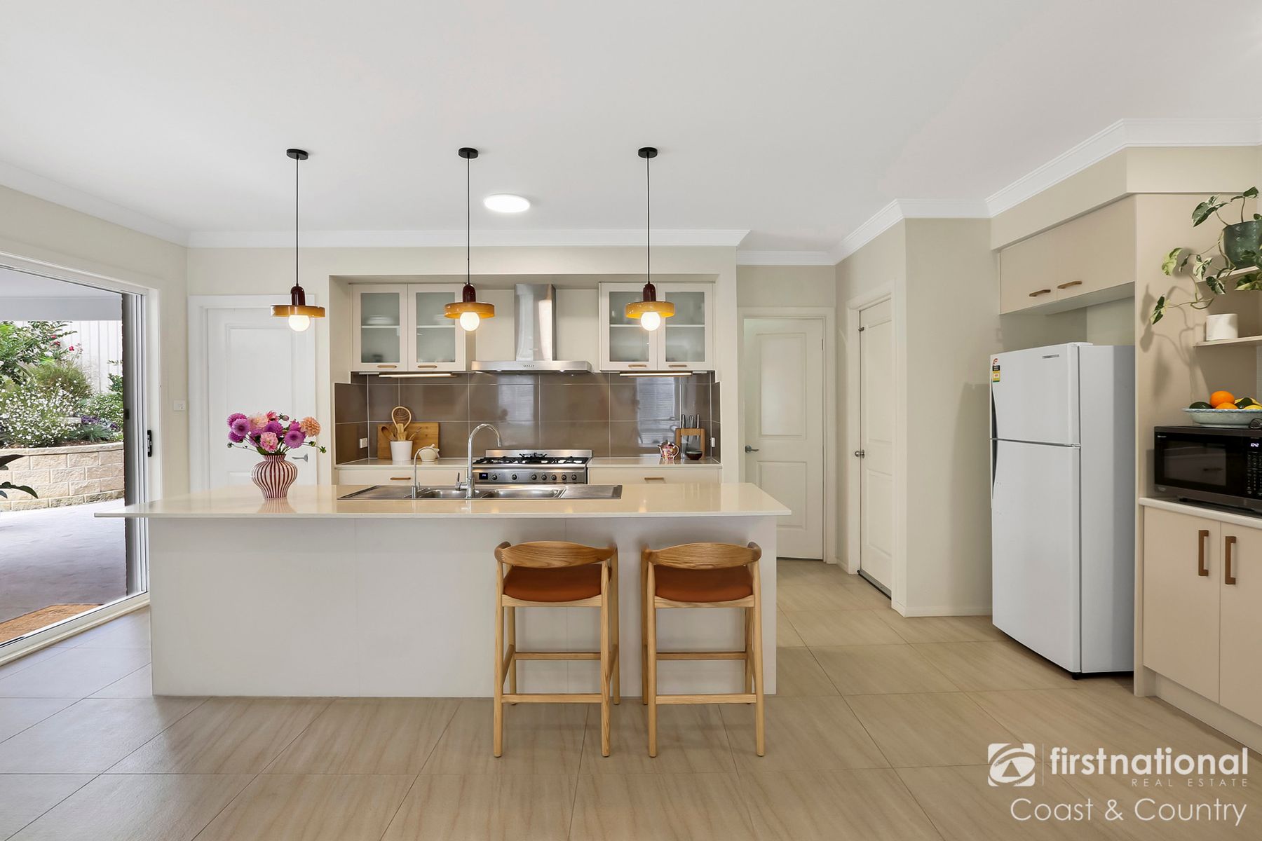 5 Eugene Street, Kiama NSW 2533, Kiama - Thumbnail 2