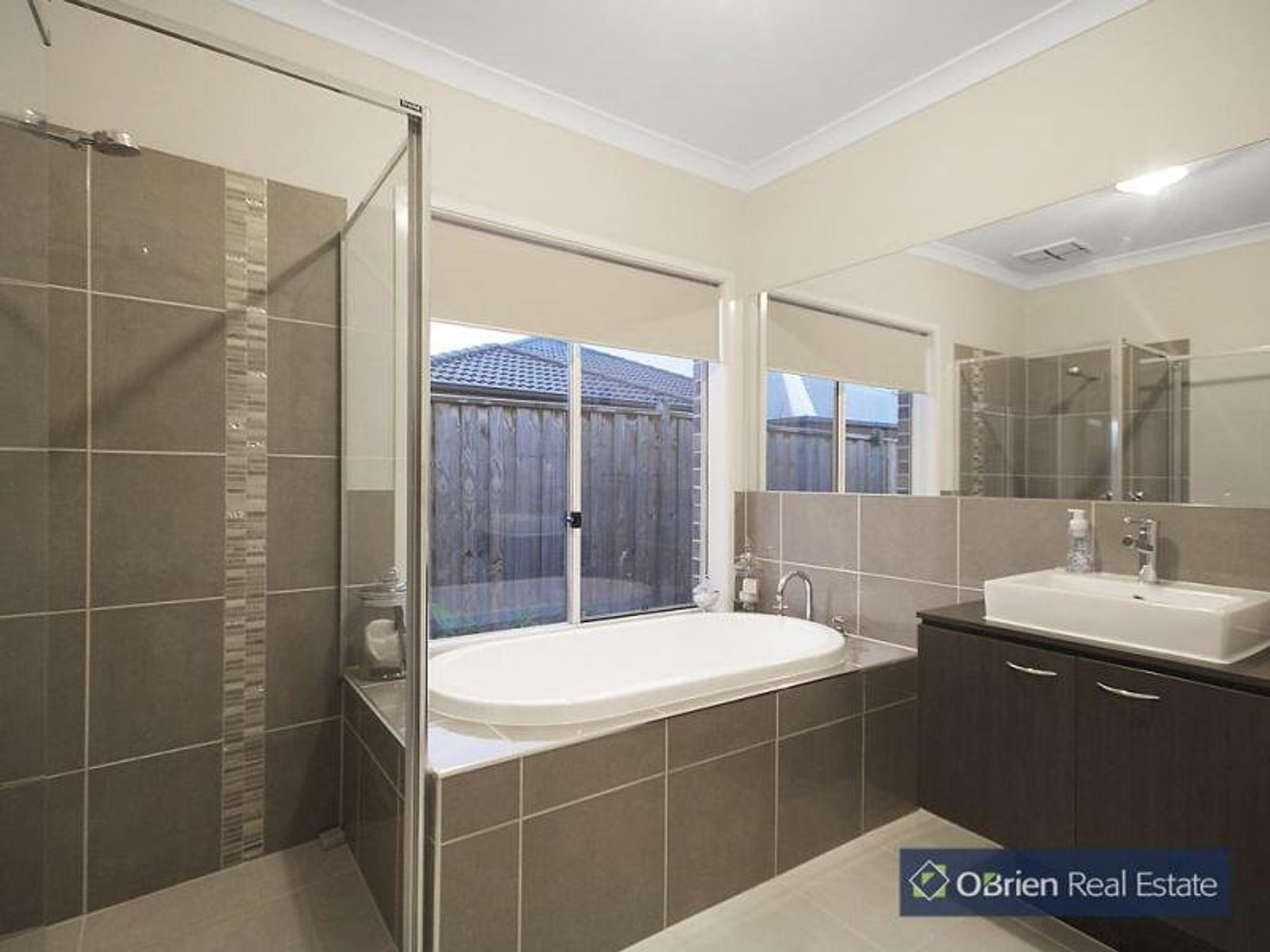 2 Elm Place, Lyndhurst, VIC 3975, Lyndhurst - Thumbnail 7