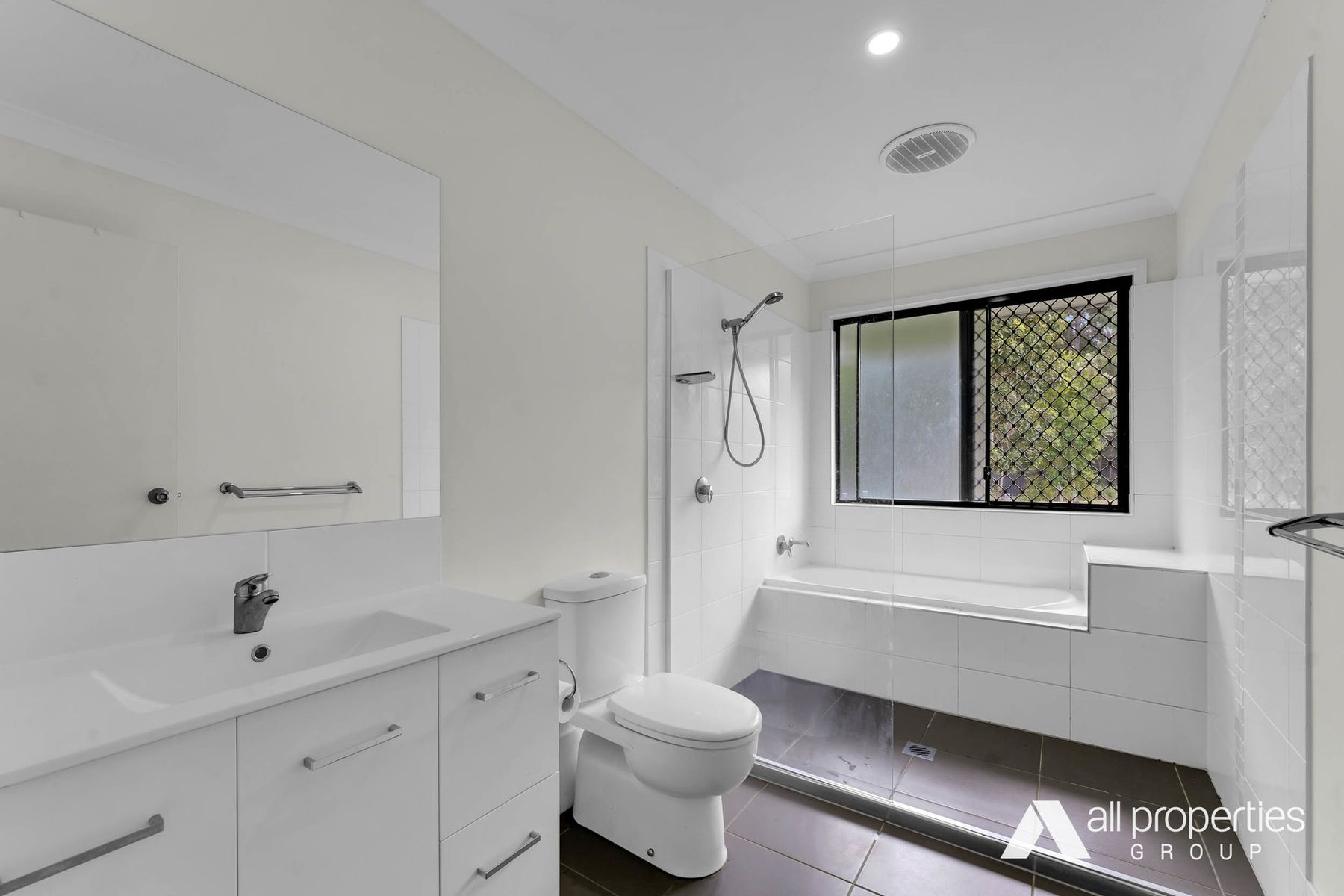 39 Windsor Avenue, Yarrabilba QLD 4207, Yarrabilba - Thumbnail 6