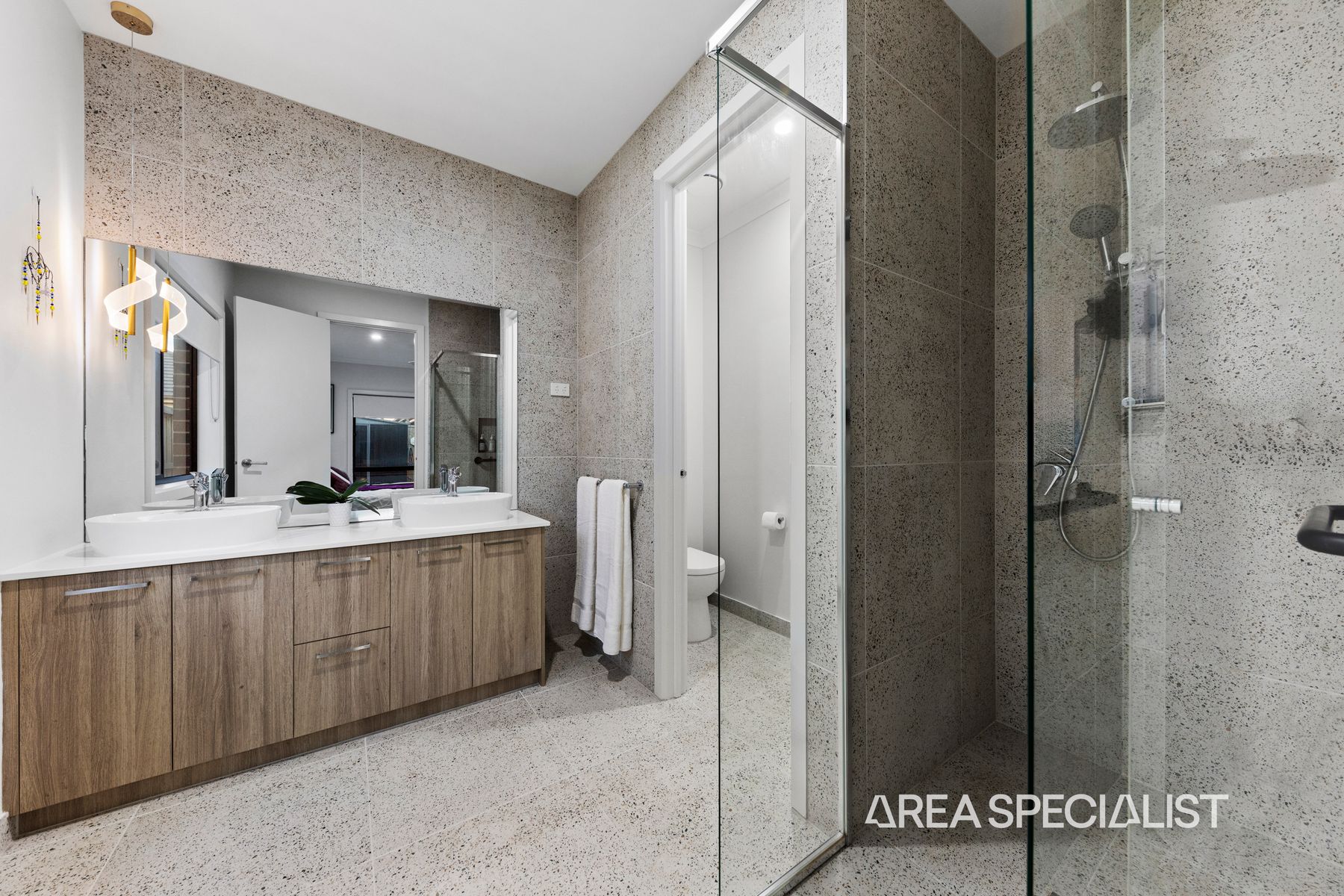 12 Undara Road, Clyde North, VIC 3978, Clyde North - Thumbnail 7