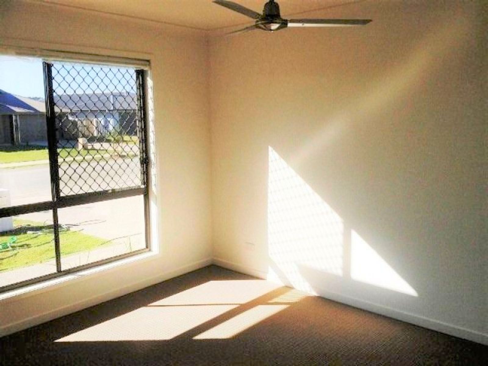 1/13 Moreton Drive, Rural View QLD 4740, Rural View - Thumbnail 4