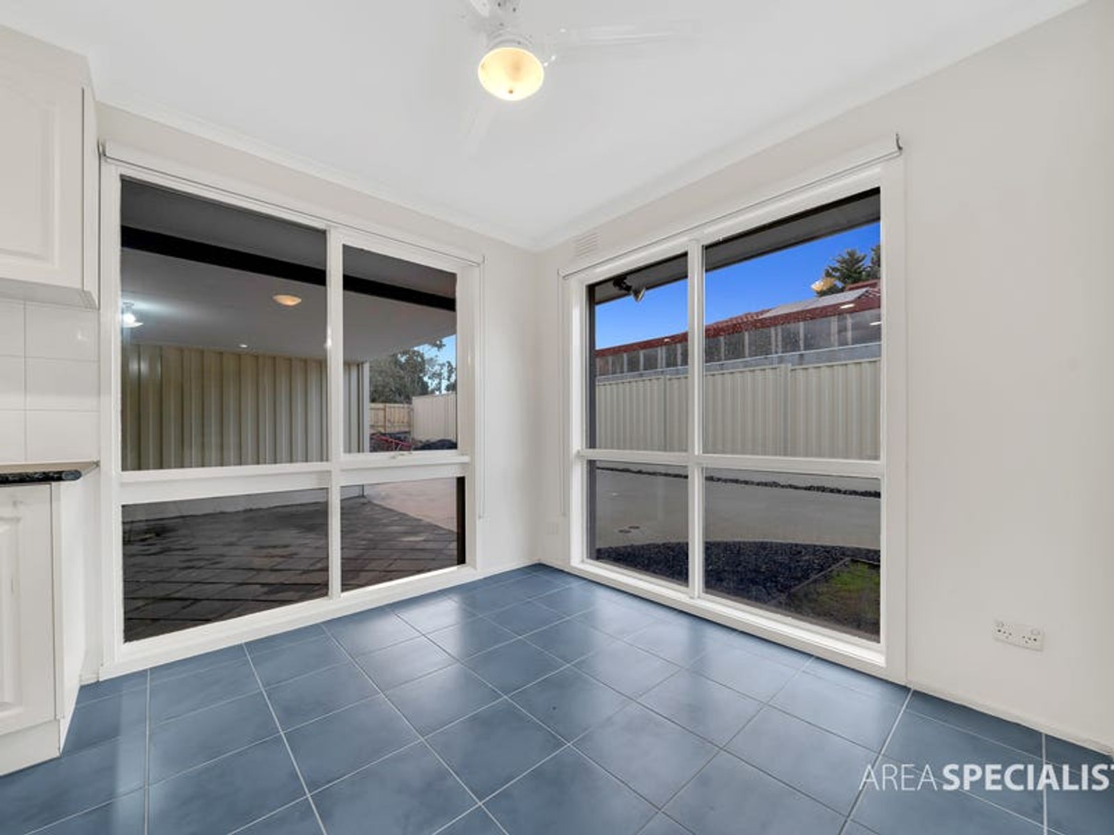 1/4 Andrew Street, Hampton Park, VIC 3976, Hampton Park - Thumbnail 3