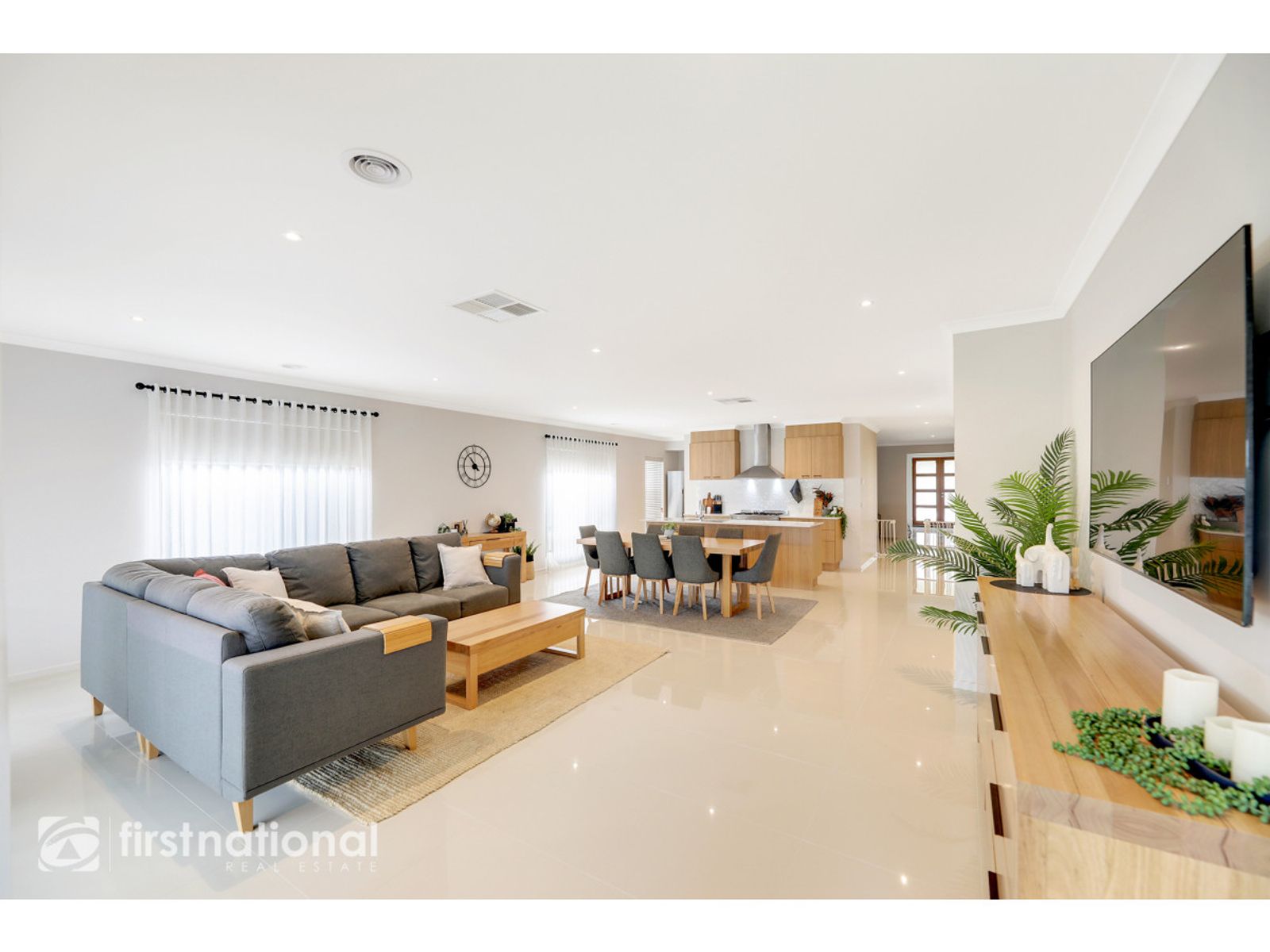 271 Sutton Street, Warragul, VIC 3820, Warragul - Thumbnail 2