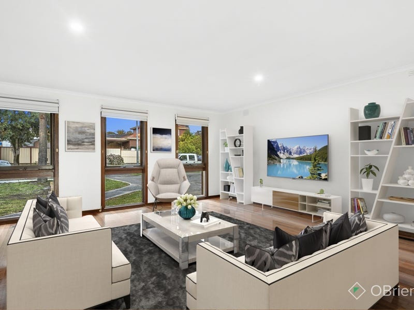 21 Isaac Smith Crescent, Endeavour Hills, VIC 3802, Endeavour Hills - Thumbnail 2