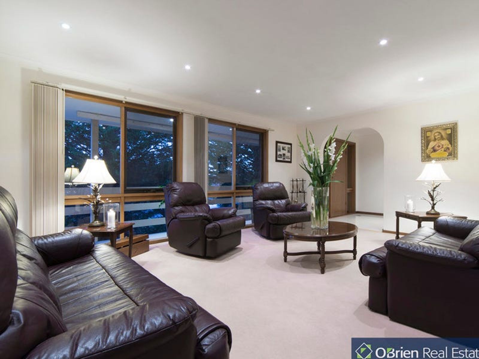 255 James Cook Drive, Endeavour Hills, VIC 3802, Endeavour Hills - Thumbnail 4