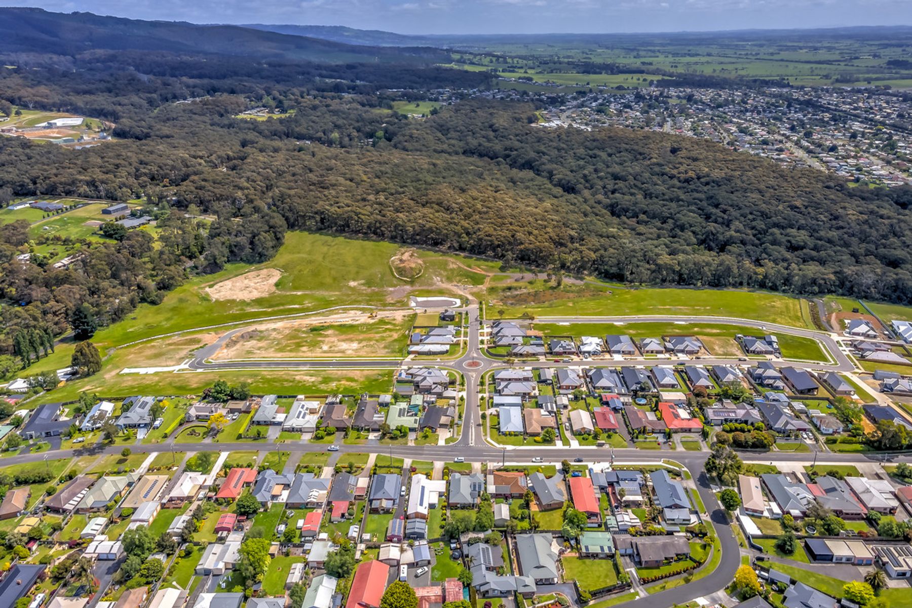 5 Jacaranda Crescent, Moe VIC 3825, Moe - Thumbnail 5