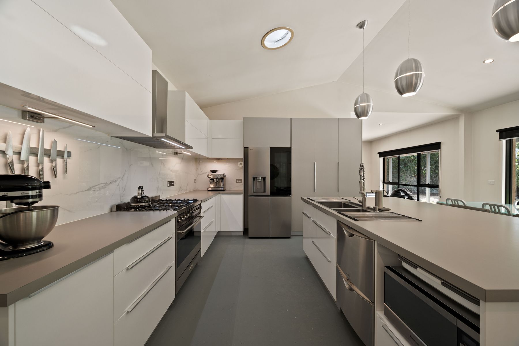 25 Ashwood Avenue, Bright VIC 3741, Bright - Thumbnail 5