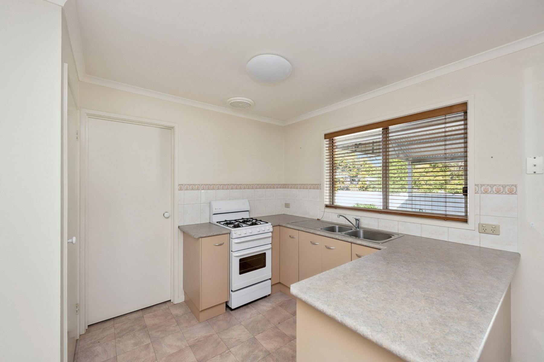 7 Diamond Court, Kangaroo Flat VIC 3555, Kangaroo Flat - Thumbnail 3