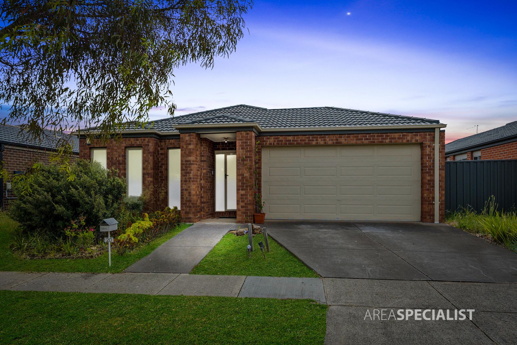 20 Lancewood Road, Manor Lakes, VIC 3024, Manor Lakes - Thumbnail 2