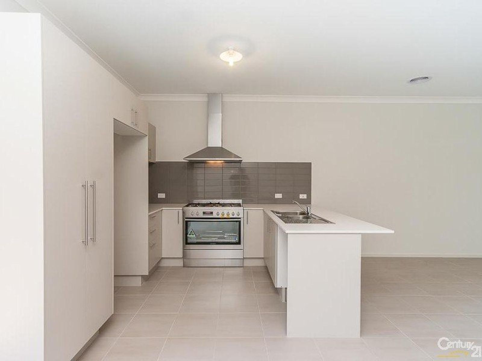 3/21 Normanby Street, Cranbourne - Thumbnail 8