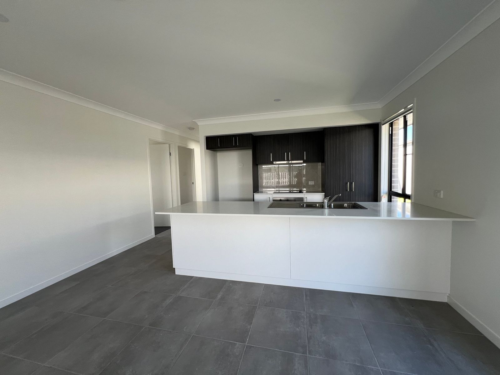 31 Donovan Street, Blacks Beach QLD 4740, Blacks Beach - Thumbnail 2