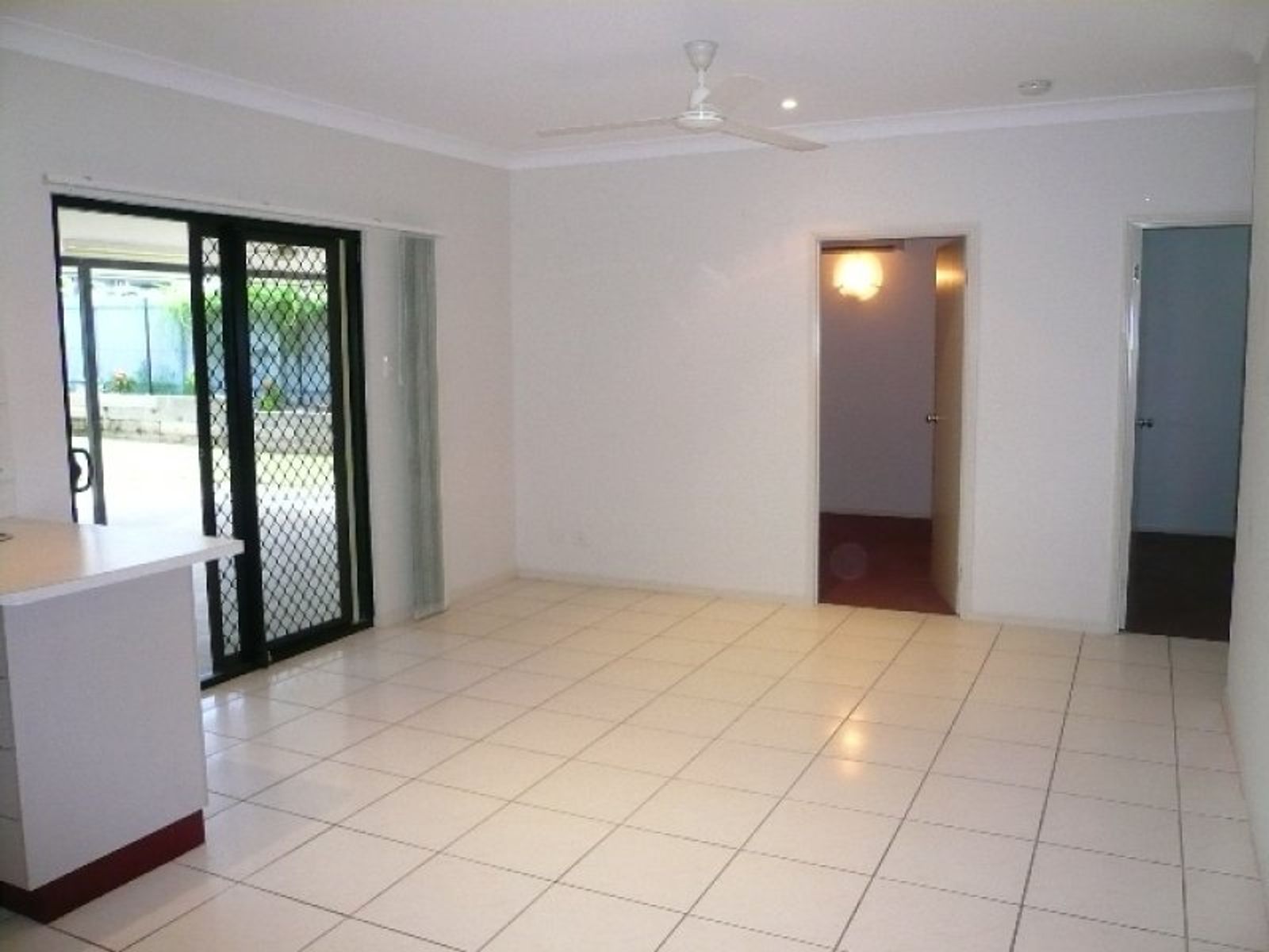 Contact Agent, Gunn NT 0832, Gunn - Thumbnail 4