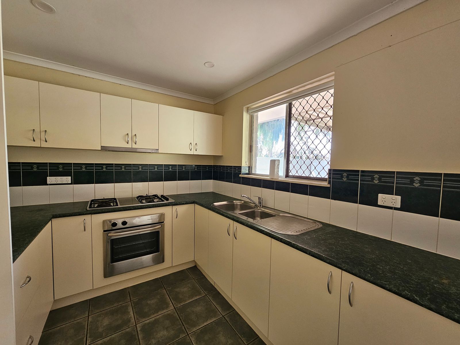 32 Aldidja Street, Braitling NT 0870, Braitling - Thumbnail 2