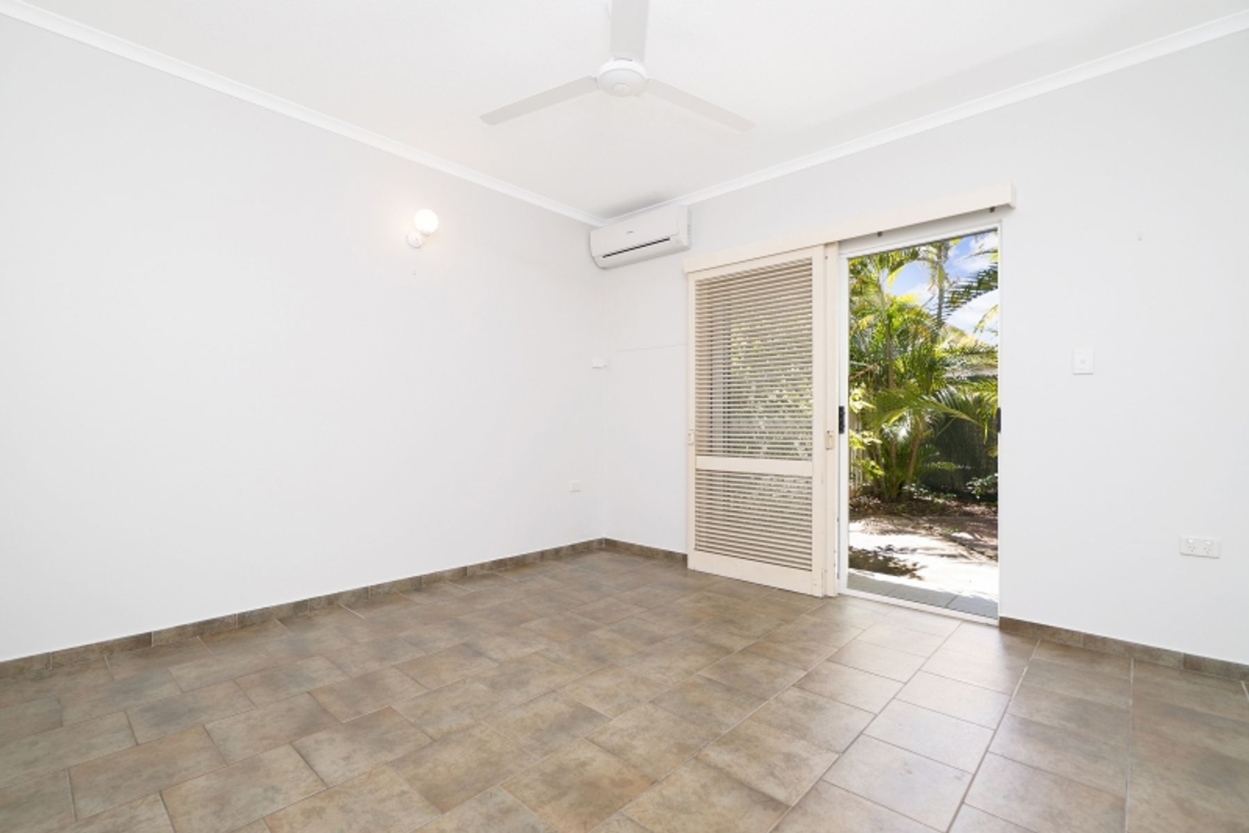 18/138 Casuarina Drive, Nightcliff NT 0810, Nightcliff - Thumbnail 8