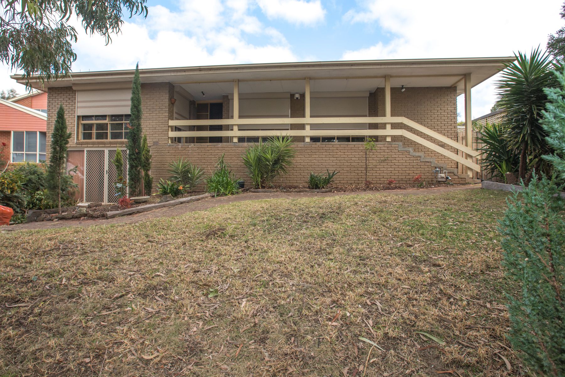 35 Links Road, Darley - Image 1