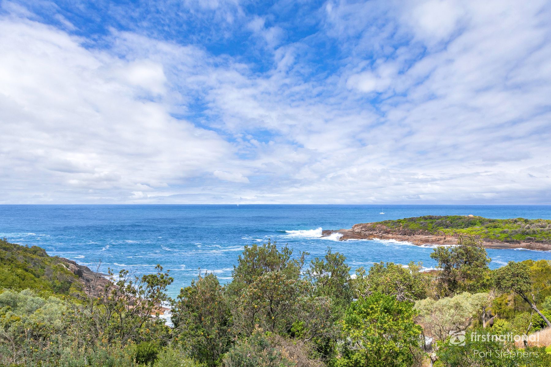 10 Tomaree Crescent, Boat Harbour, NSW 2316