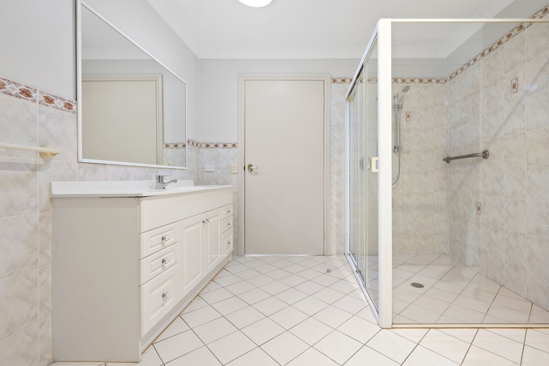 18/7 Stonelea Court, Dural NSW 2158, Dural - Thumbnail 5