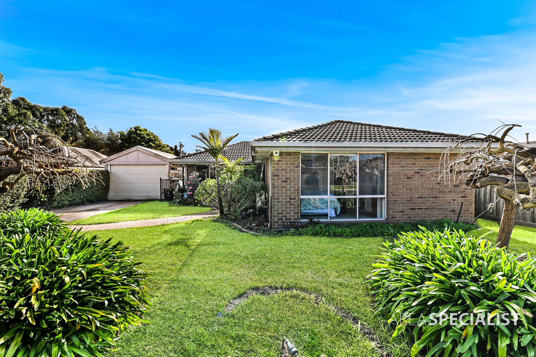 3 Waverley park drive, Cranbourne North, VIC 3977, Cranbourne North - Thumbnail 2