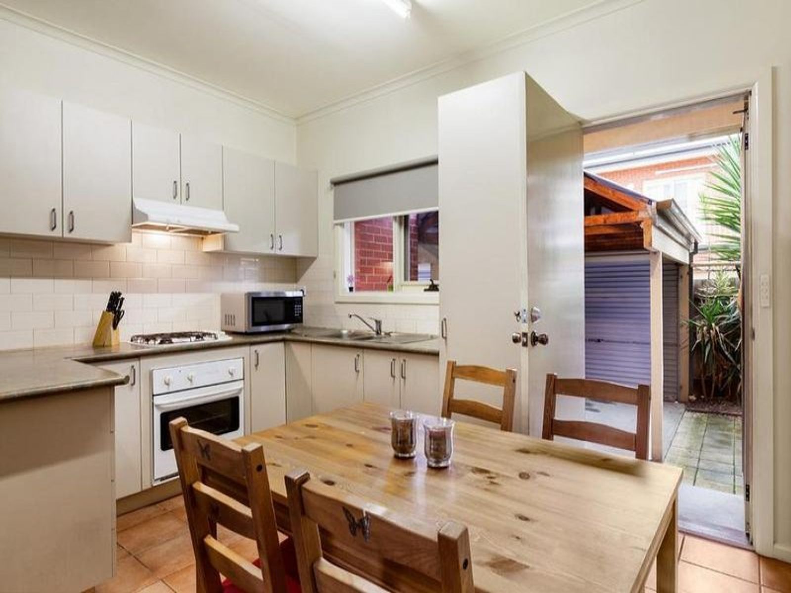 14C Calwell Street, Kensington - Thumbnail 2