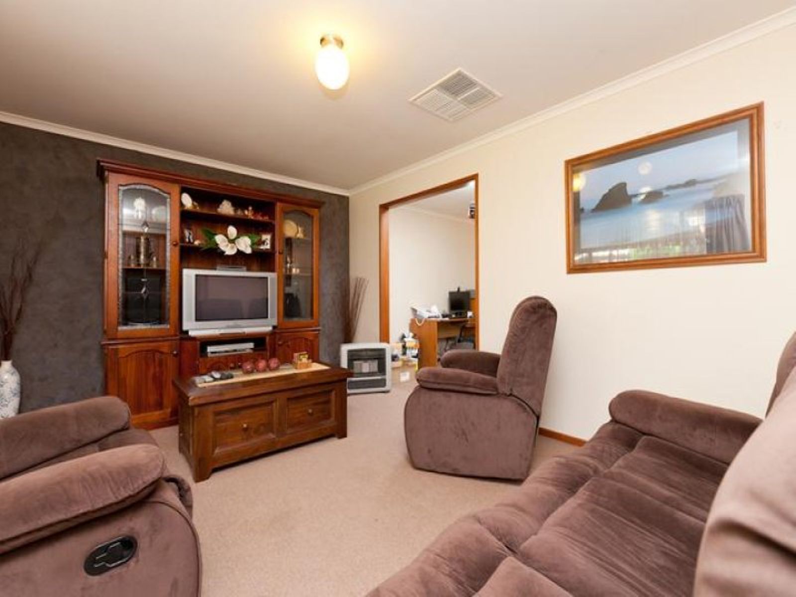 16 Helen Court, Mildura - Thumbnail 5