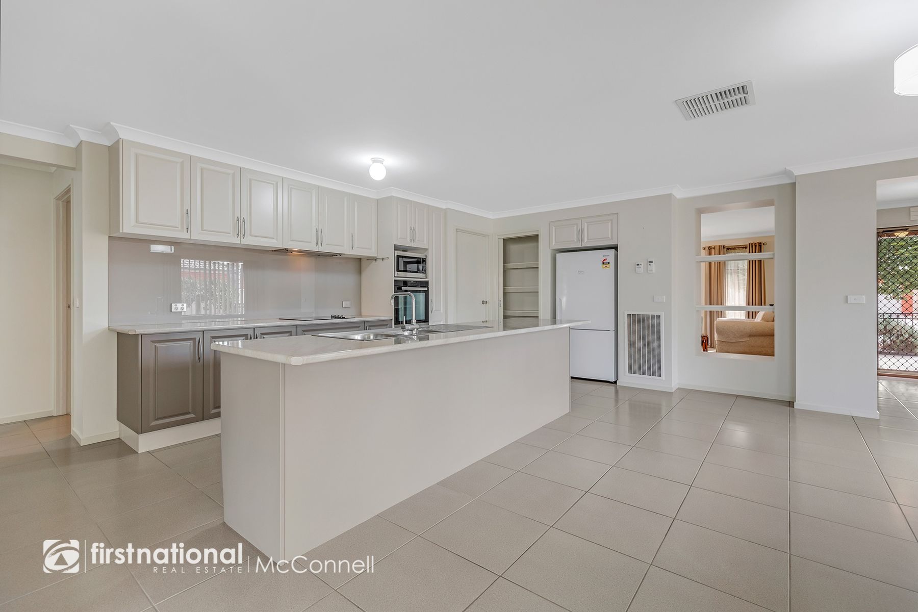 43 Tehan Avenue, Kyabram VIC 3620, Kyabram - Thumbnail 2