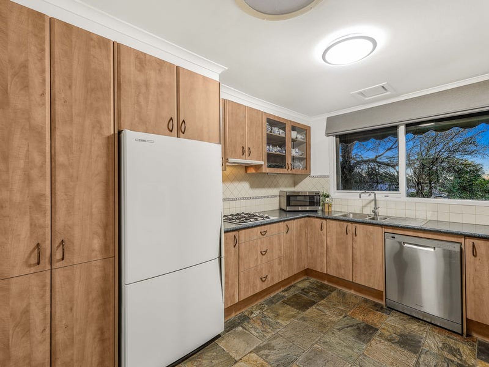 7 Hollyoak Court, Ferntree Gully, VIC 3156, Ferntree Gully - Thumbnail 6