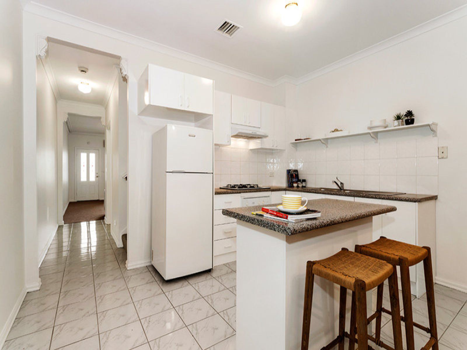 14 Market Street, Kensington - Thumbnail 3