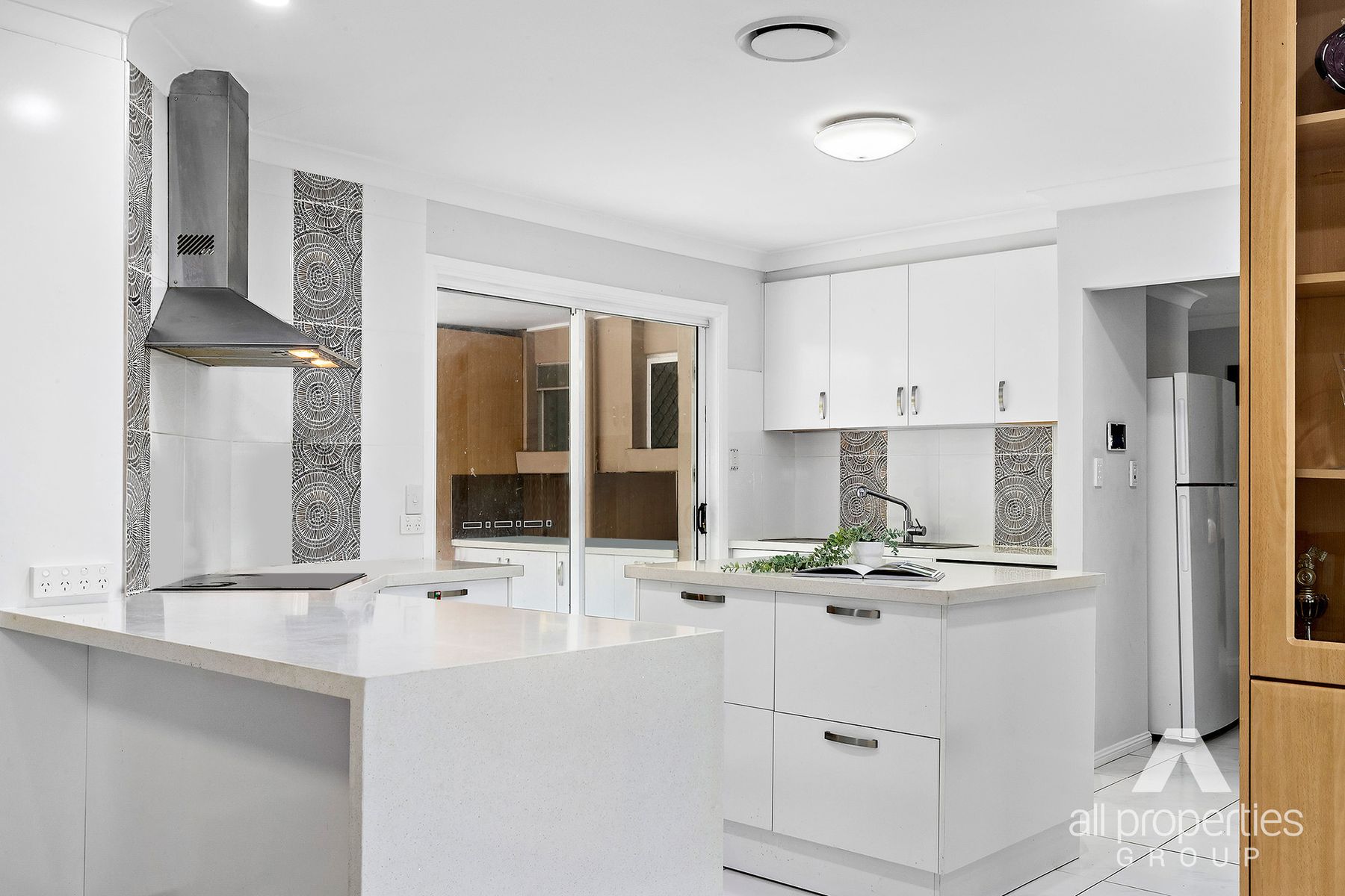 15 Nujooloo Road, Slacks Creek QLD 4127, Slacks Creek - Thumbnail 2