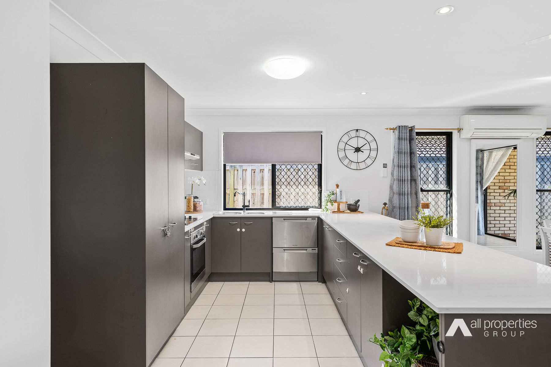 12 Equinox Street, Berrinba QLD 4117, Berrinba - Thumbnail 3